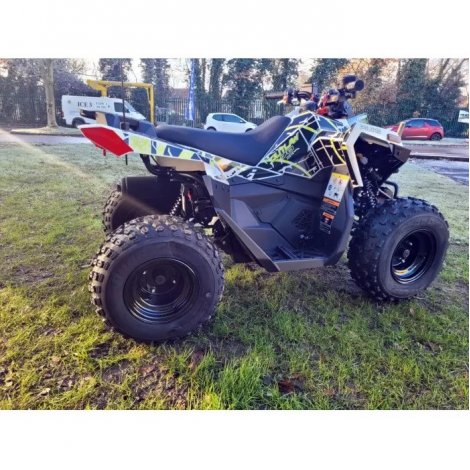 Polaris Outlaw 70 EFI Limited Edition Bright White/Lime Squeeze (Kids Quad Bike) 